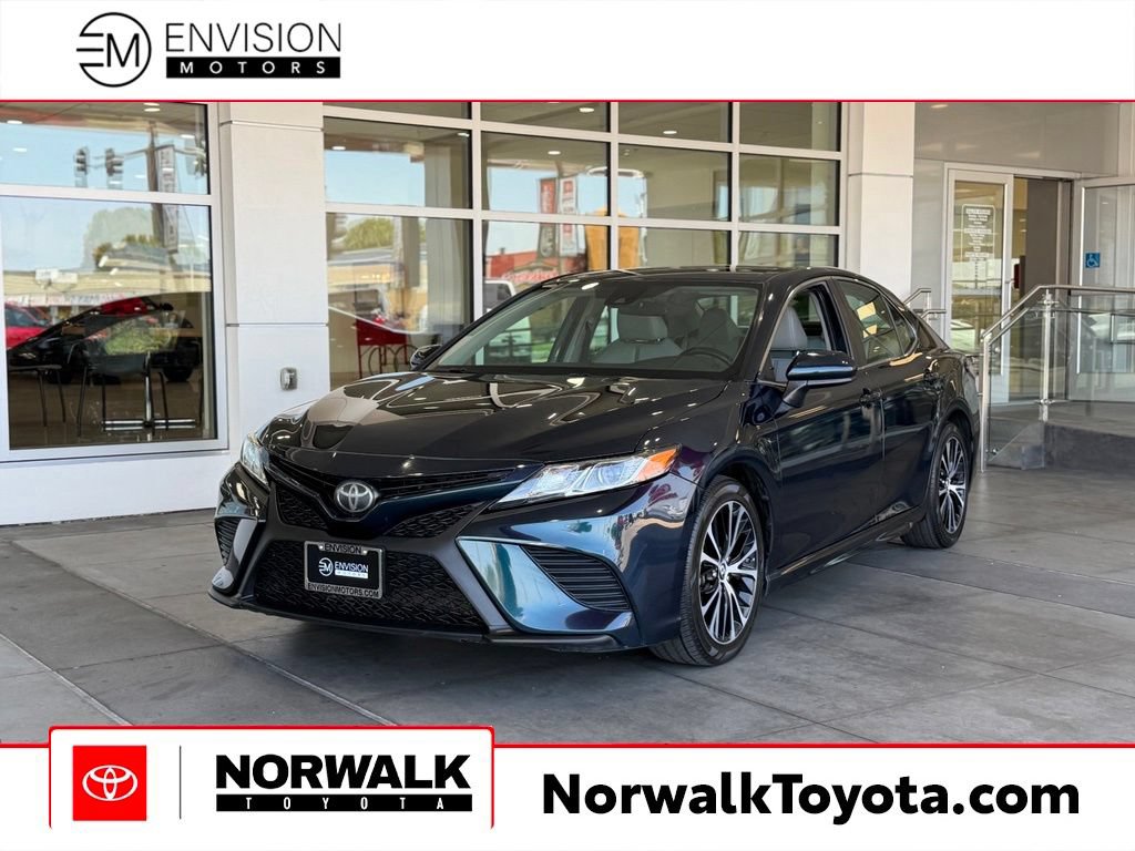 Certified 2019 Toyota Camry SE w/ Protection Package (Q2)