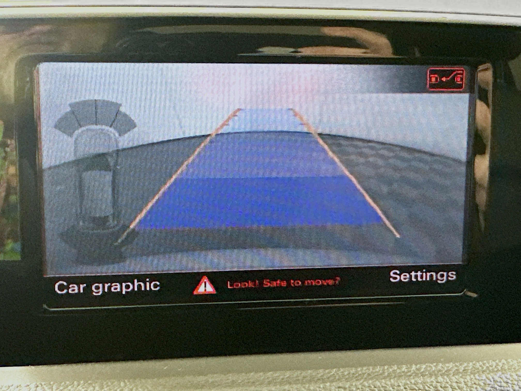 Used 2018 Audi Q3 2.0T Premium Plus w/ Premium Plus Package FWD image 22