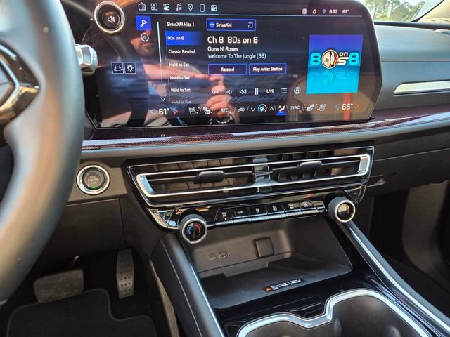 Certified 2024 Chevrolet Traverse RS FWD image 32