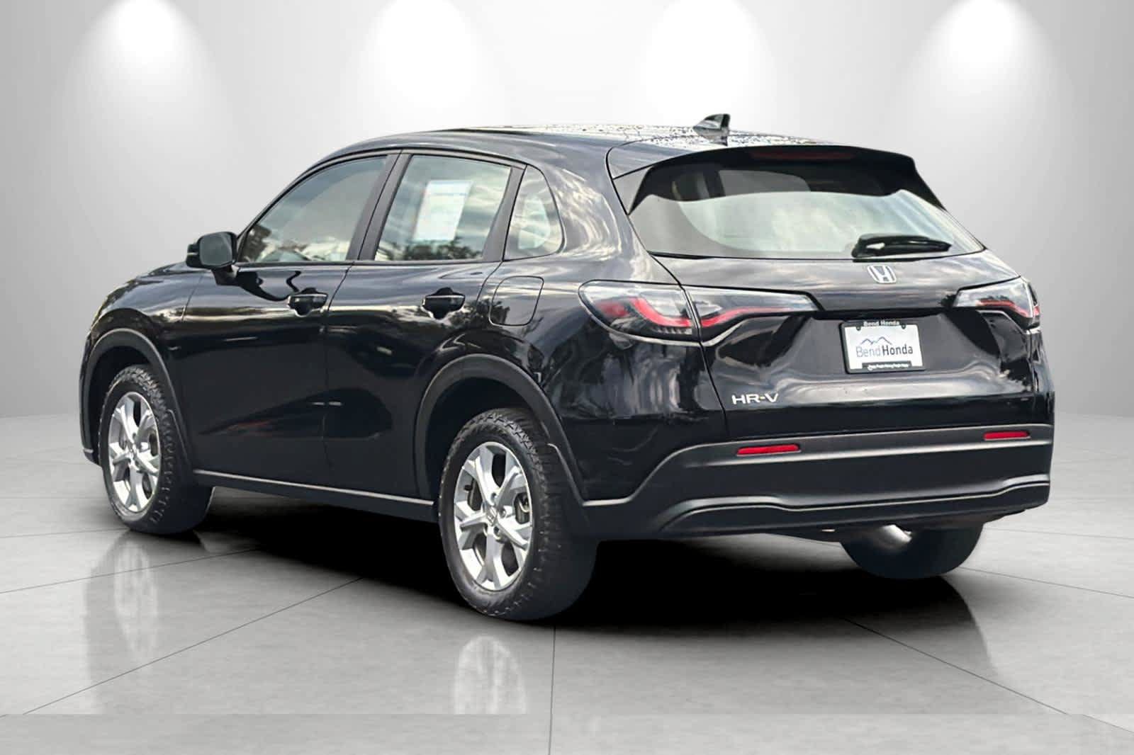 Used 2023 Honda HR-V LX image 6