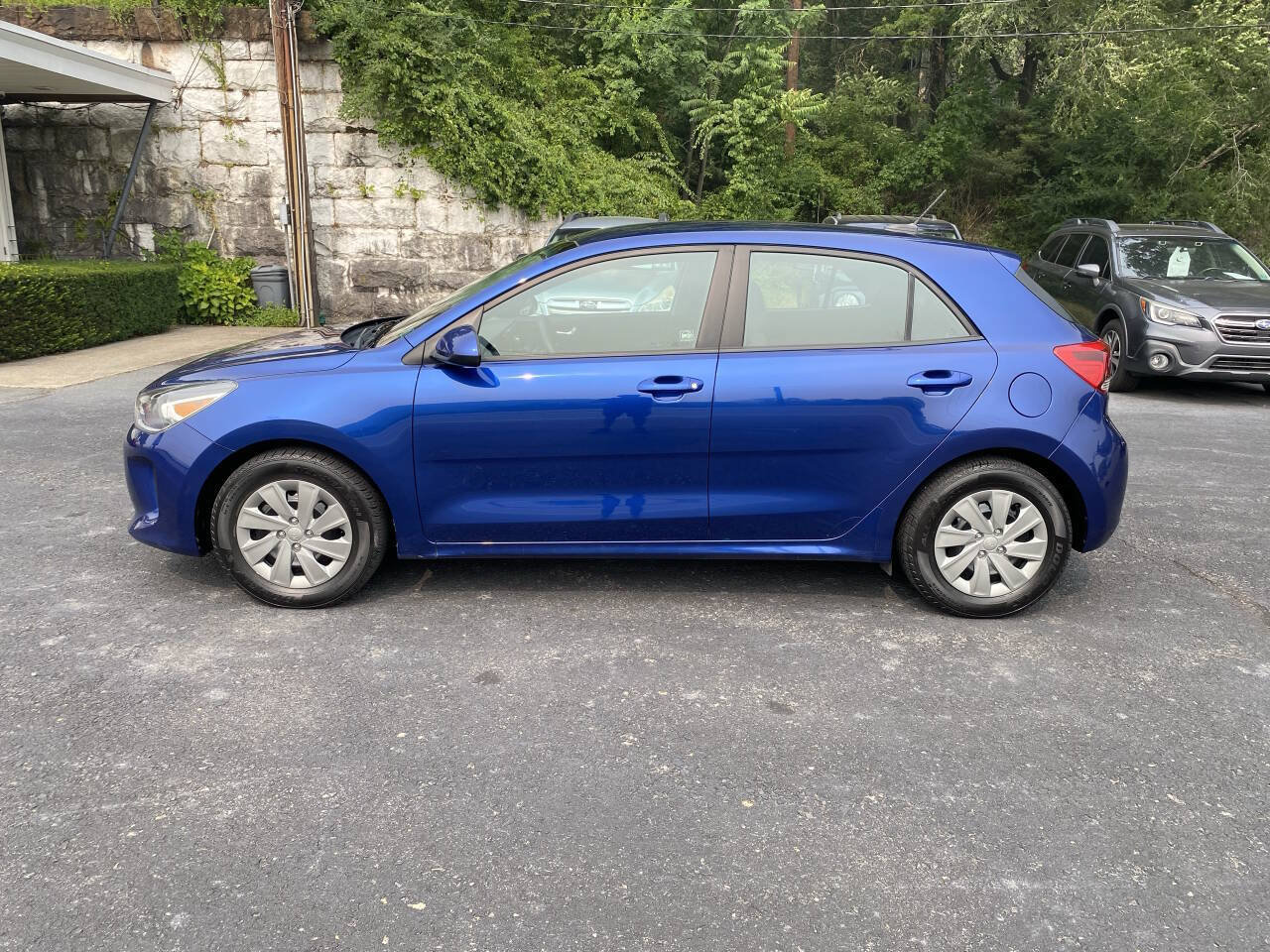 Used 2020 Kia Rio S FWD image 2