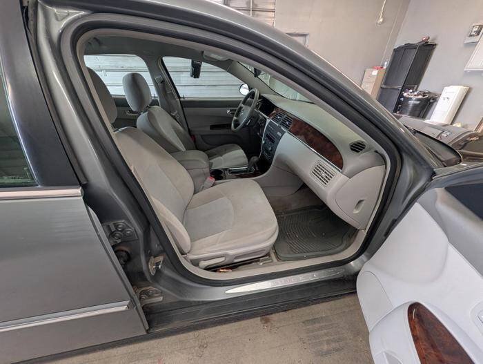 Used 2008 Buick LaCrosse CX FWD image 26