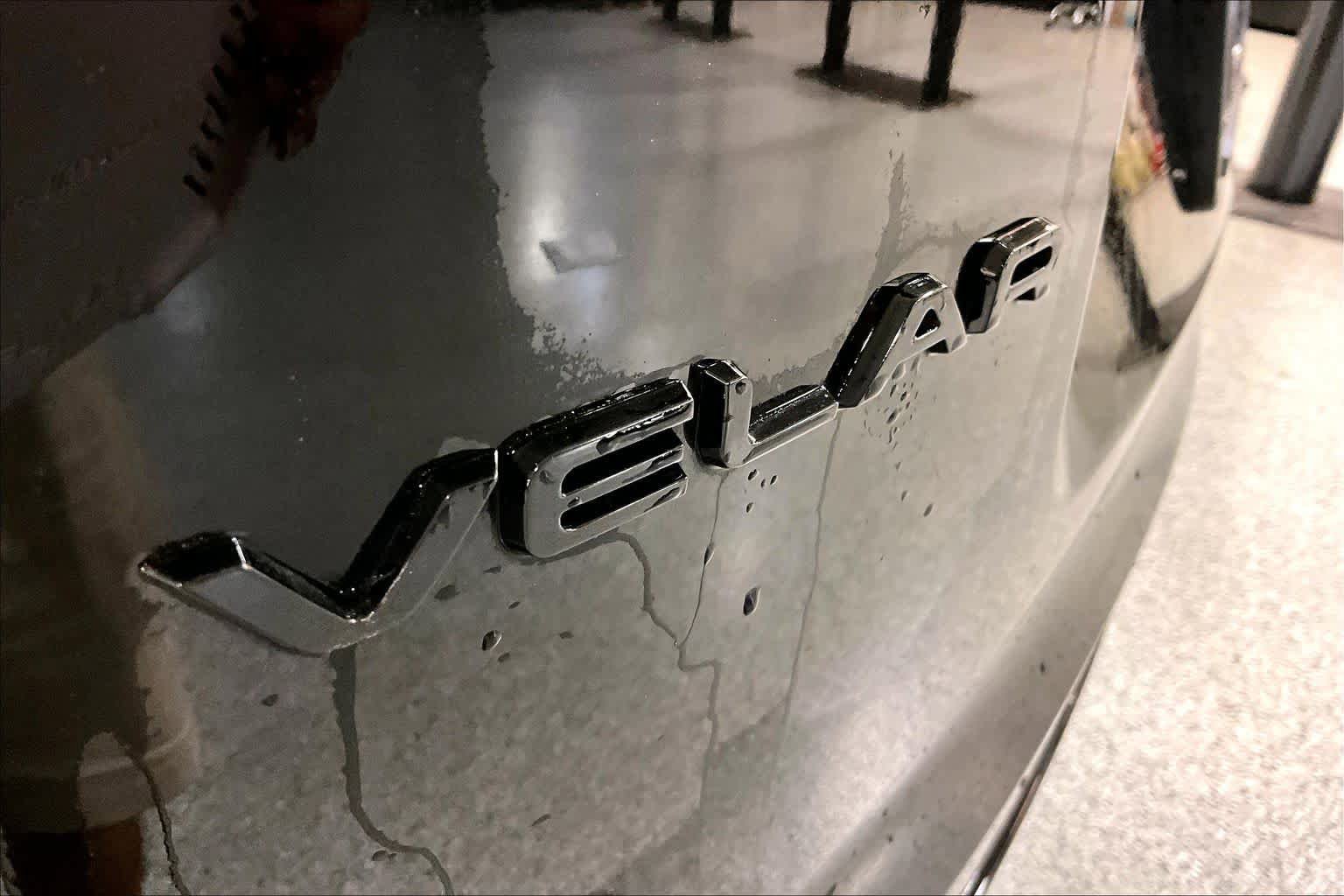 Used 2025 Land Rover Range Rover Velar Dynamic SE image 34