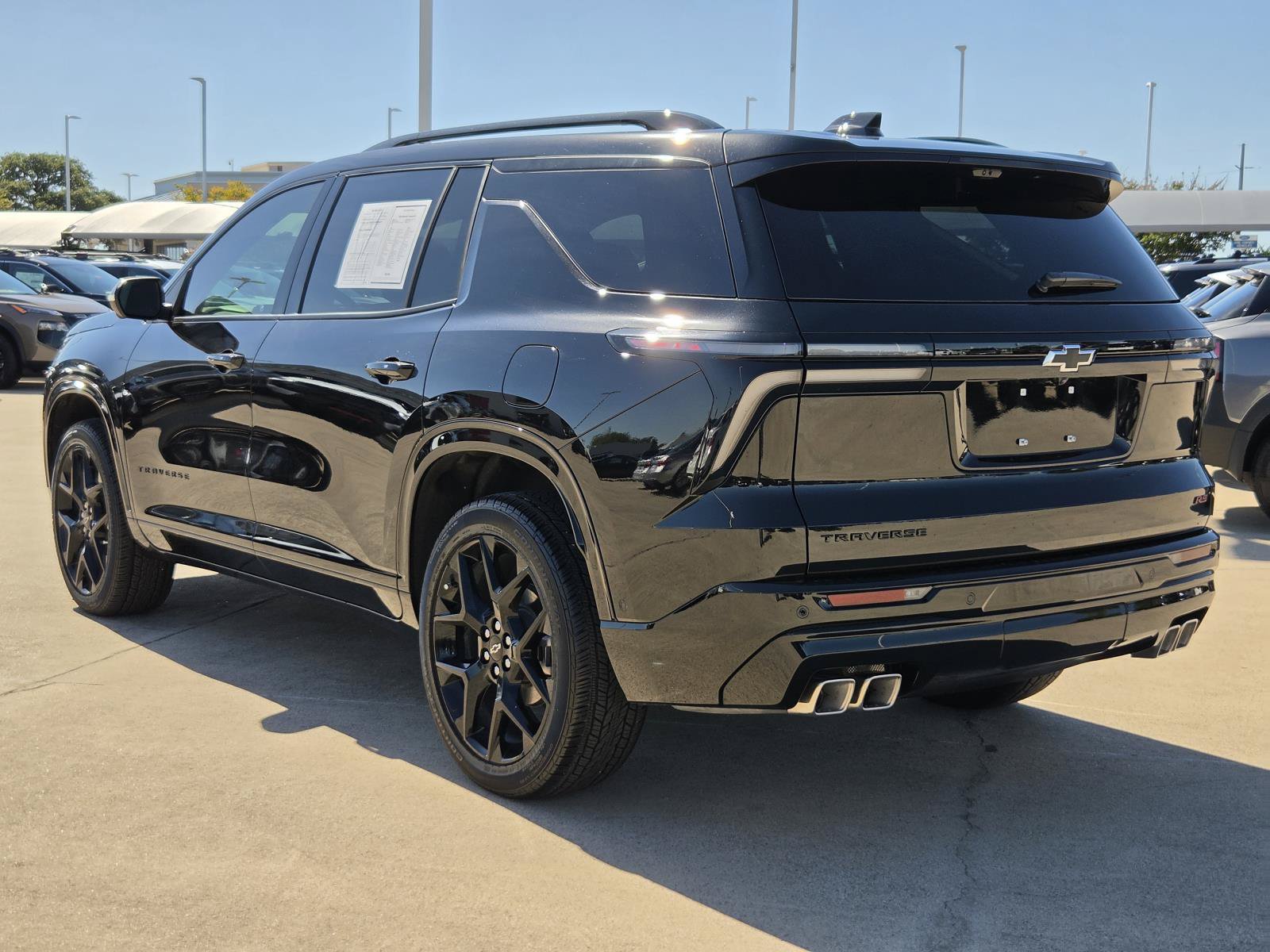 Used 2026 Chevrolet Traverse RS FWD image 7