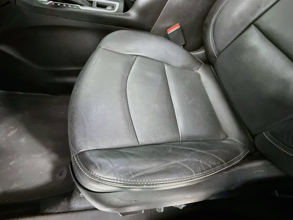 Used 2018 Chevrolet Equinox Premier FWD image 20