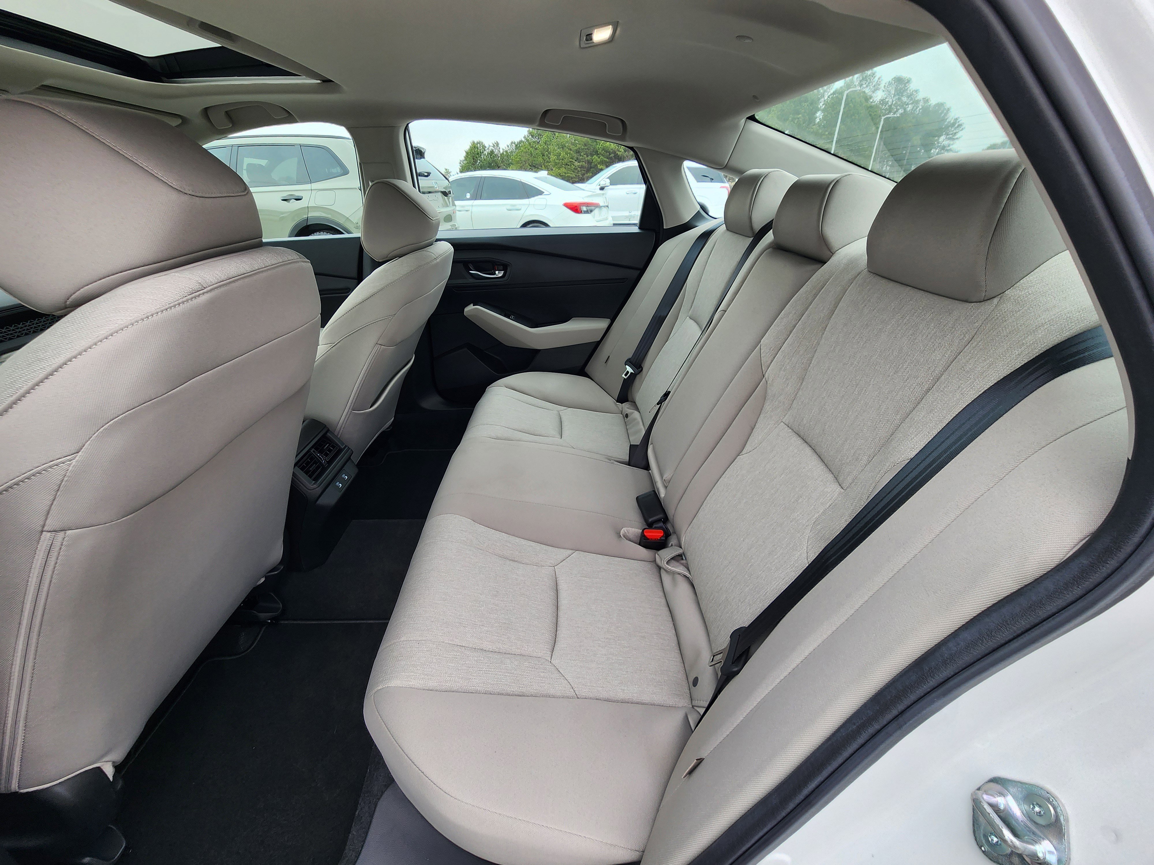 Certified 2025 Honda Accord SE image 15