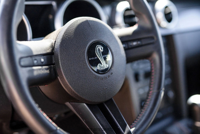 Used 2007 Ford Mustang Shelby GT500 RWD image 21