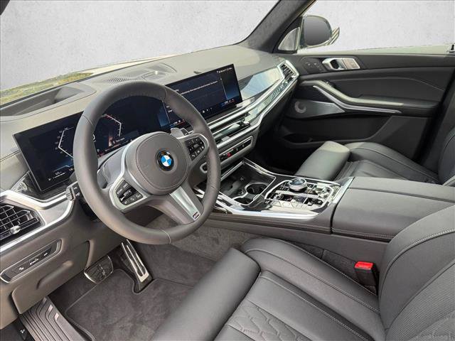 Used 2027 BMW X7 xDrive40i w/ Executive Package AWD/4WD image 3