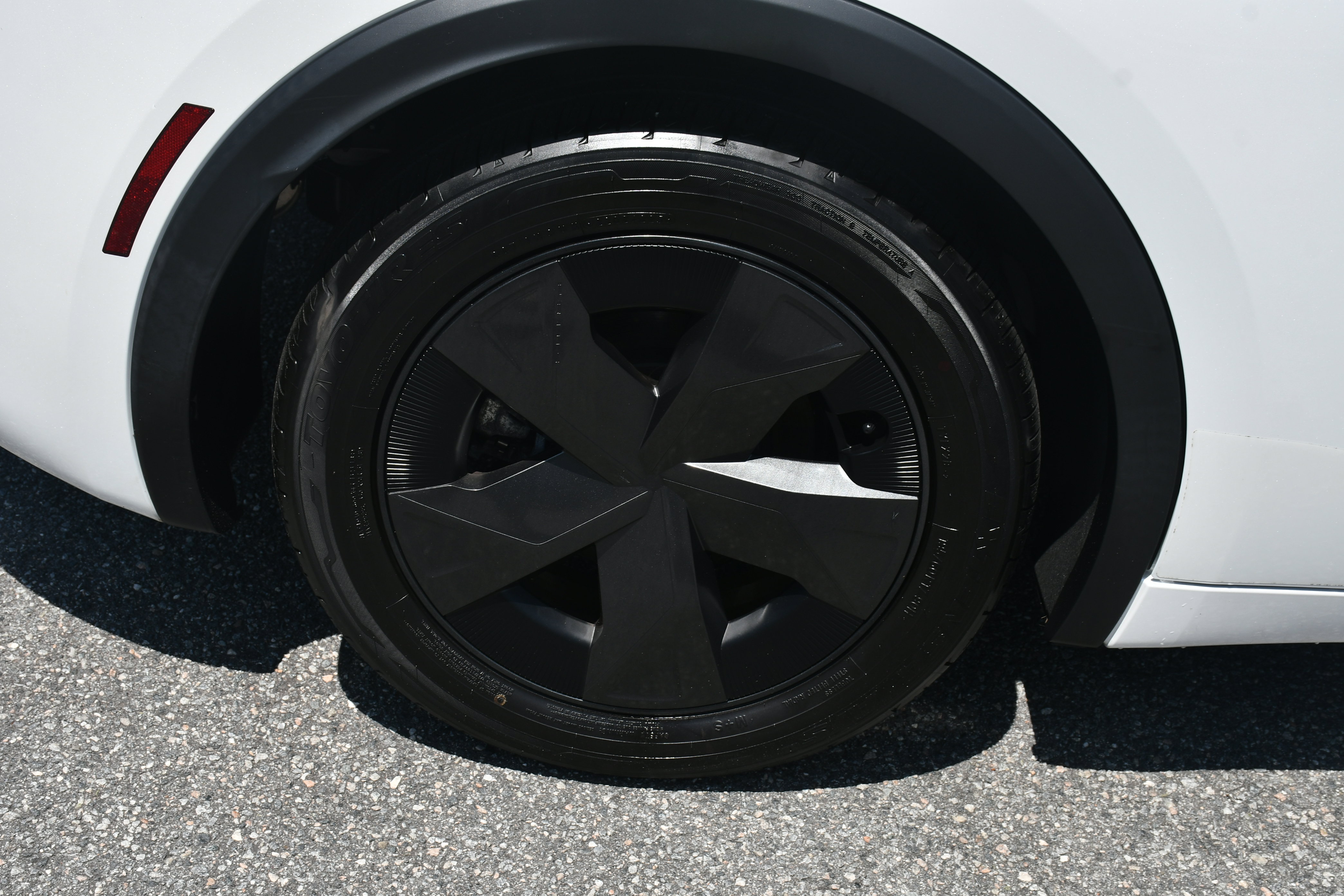 Certified 2024 Toyota Prius LE AWD/4WD image 20