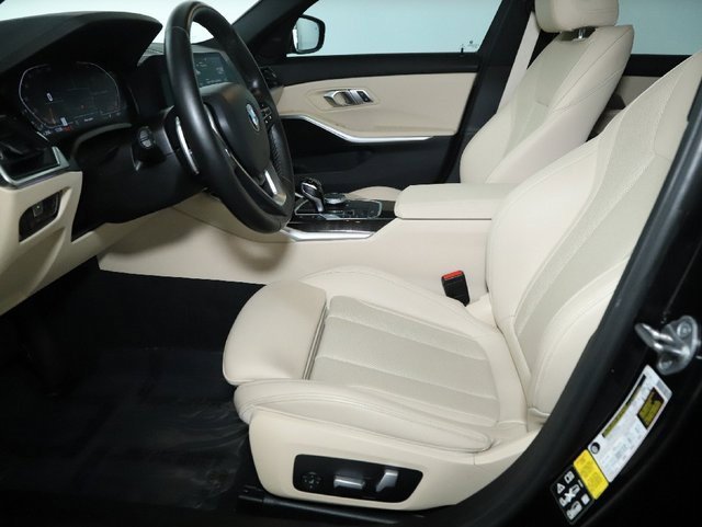Used 2022 BMW 330i xDrive Sedan w/ Premium Package 2 image 17