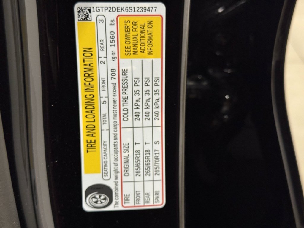 New 2025 GMC Canyon AT4 image 23