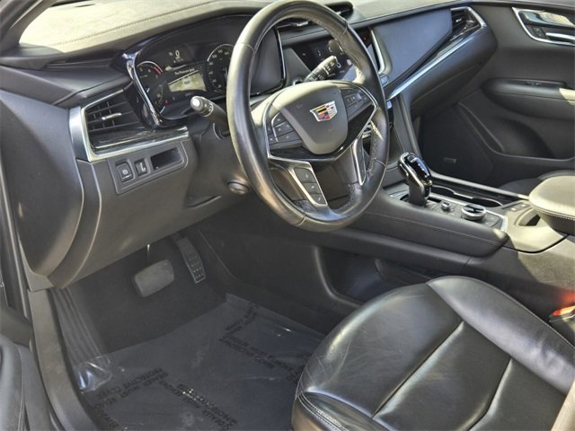 Used 2022 Cadillac XT5 Premium Luxury image 11