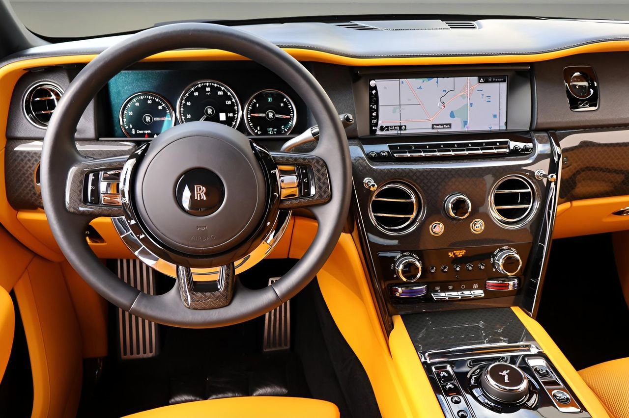 Certified 2023 Rolls-Royce Cullinan Black Badge image 18