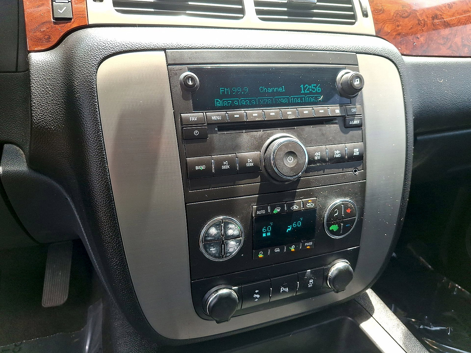 Used 2012 GMC Sierra 1500 SLT w/ Heritage Edition AWD/4WD image 14