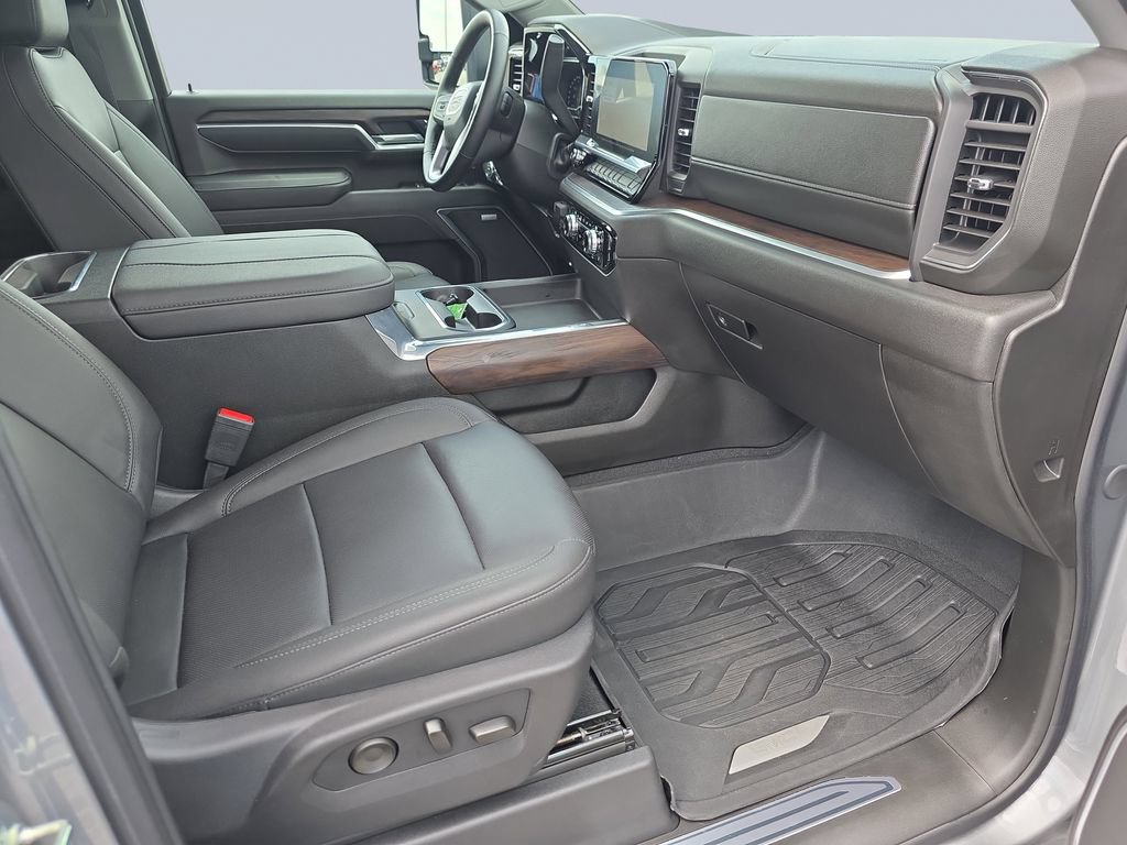 Used 2025 GMC Sierra 2500 SLT w/ SLT Premium Package AWD/4WD image 34