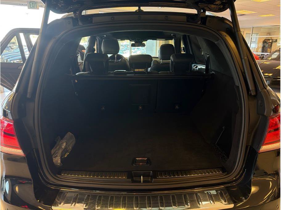 Used 2019 Mercedes-Benz GLE 63 AMG 4MATIC image 32