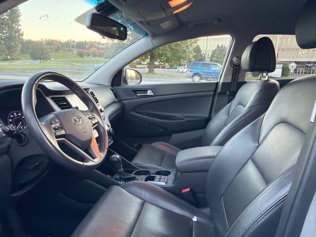 Used 2018 Hyundai Tucson SEL Plus w/ Cargo Package AWD/4WD image 13