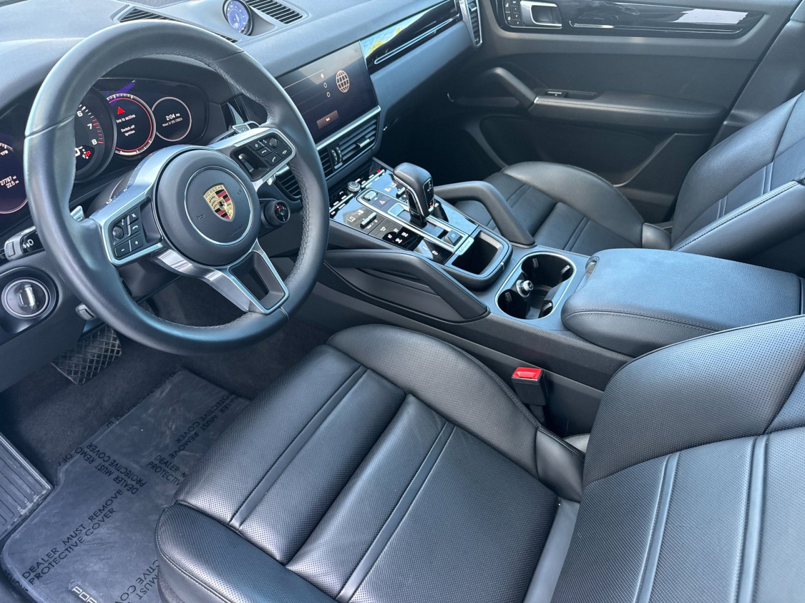 Certified 2023 Porsche Cayenne Coupe image 4