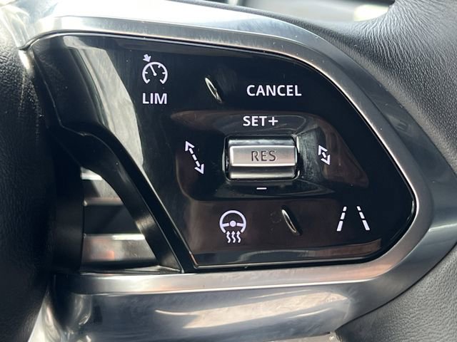 Used 2026 Jaguar F-PACE R-Dynamic S AWD/4WD image 23