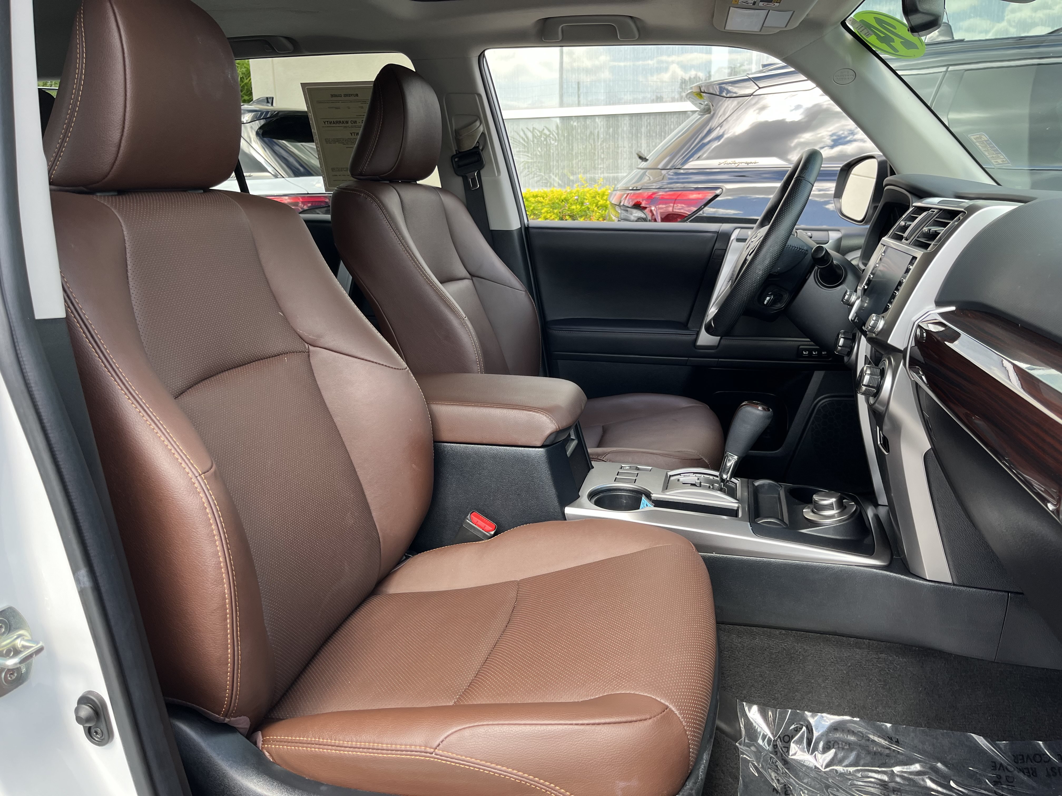 Used 2024 Toyota 4Runner Limited AWD/4WD image 21