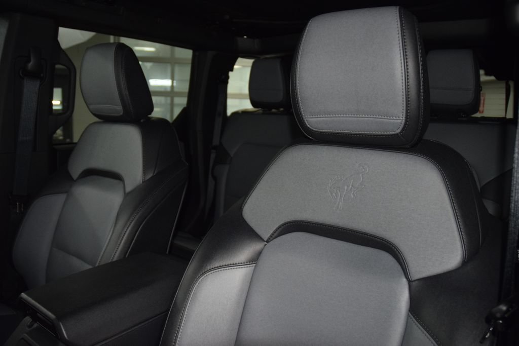 Used 2024 Ford Bronco Everglades AWD/4WD image 39