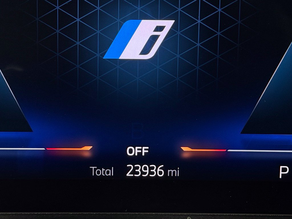 Used 2024 BMW i4 eDrive35 w/ Premium Package RWD image 15