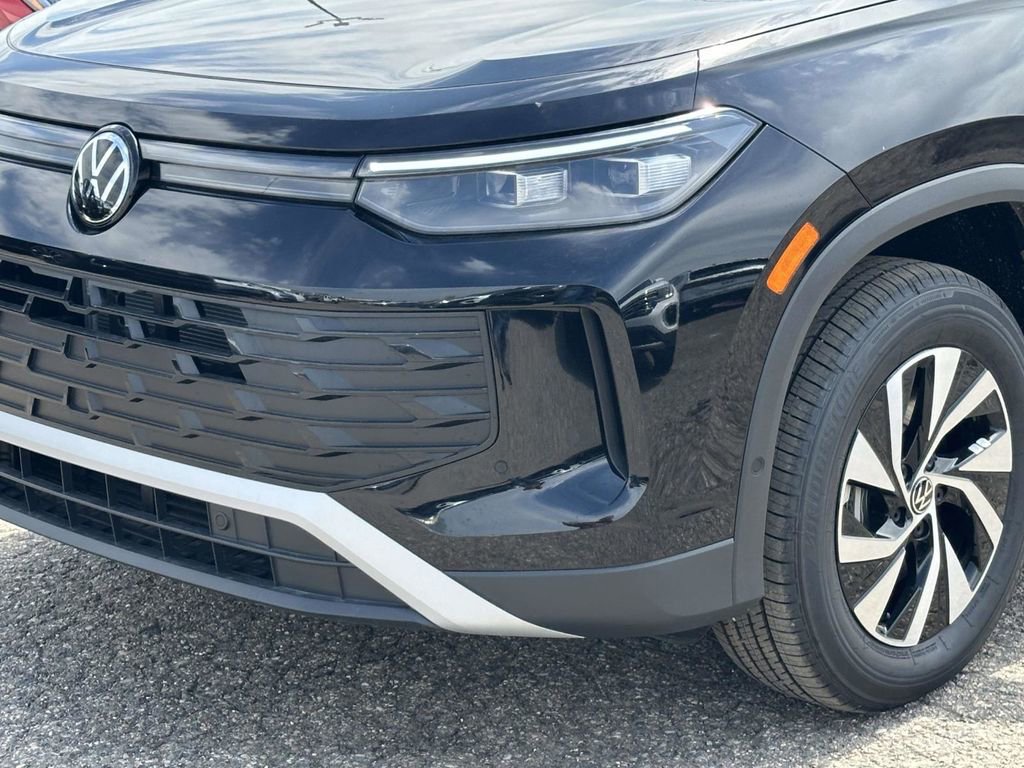 New 2026 Volkswagen Tiguan S image 7