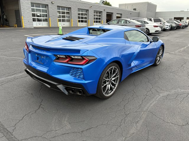 Used 2024 Chevrolet Corvette Stingray Premium Conv w/ Stealth Interior Trim Package RWD image 5