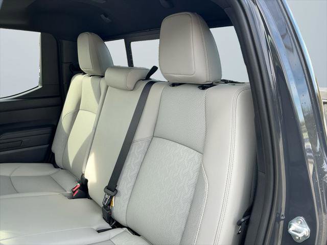 Certified 2025 Toyota Tacoma Limited AWD/4WD image 14