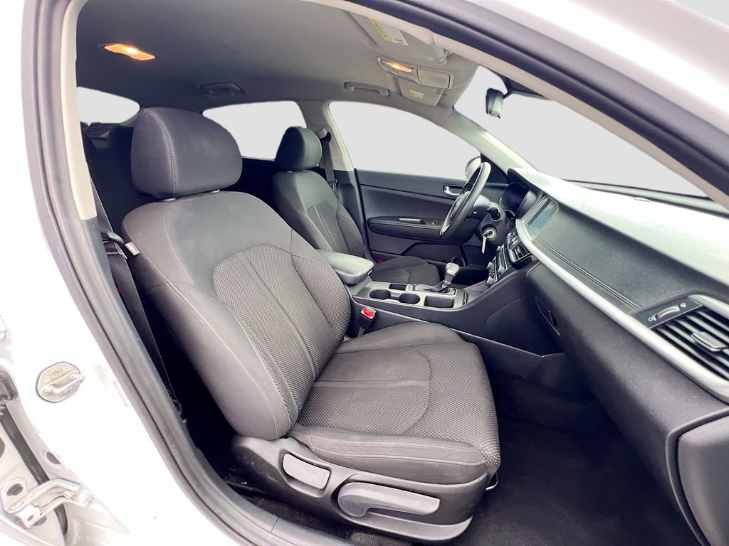 Used 2020 Kia Optima LX FWD image 25