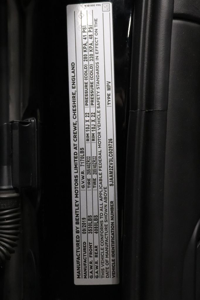 Used 2020 Bentley Bentayga Design Series image 36