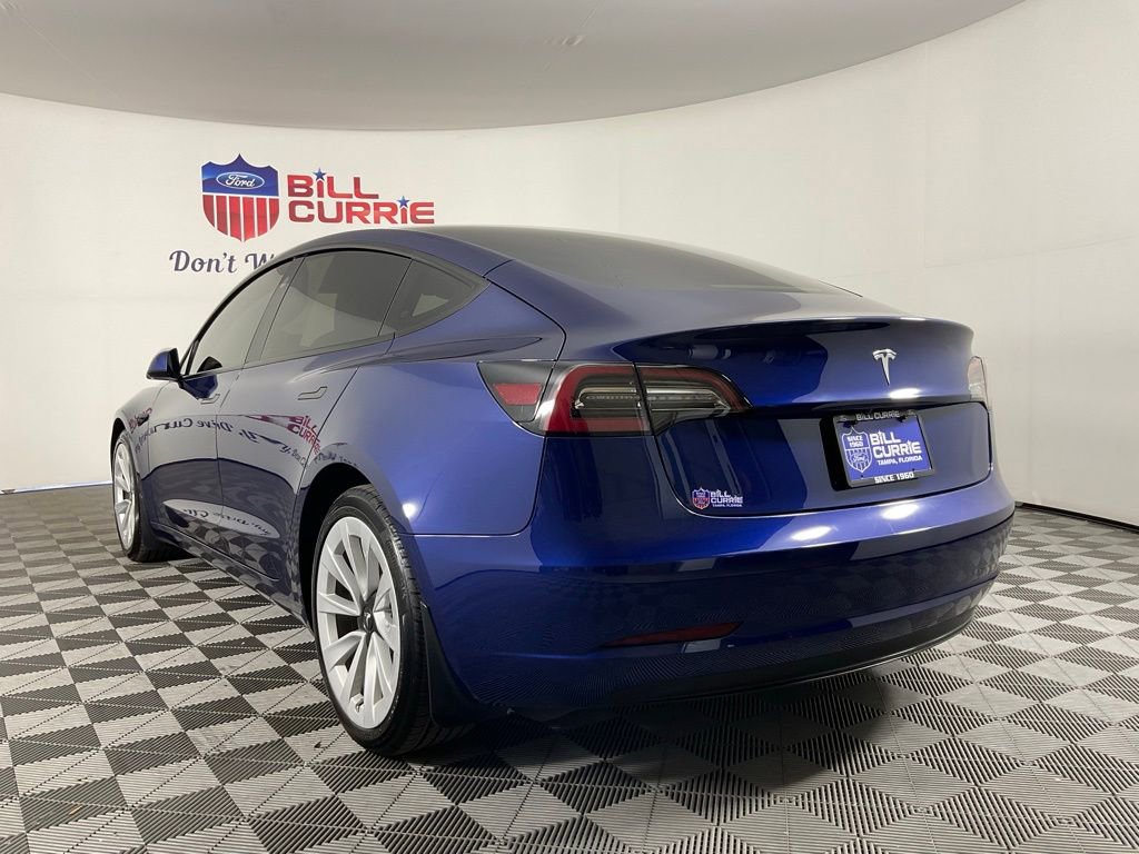 Used 2023 Tesla Model 3 Standard Range image 5