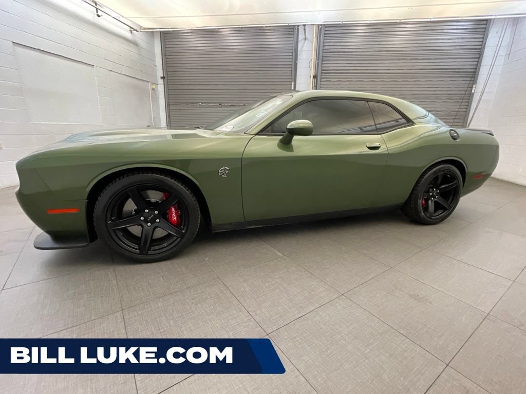 Used 2021 Dodge Challenger SRT Hellcat RWD video 1