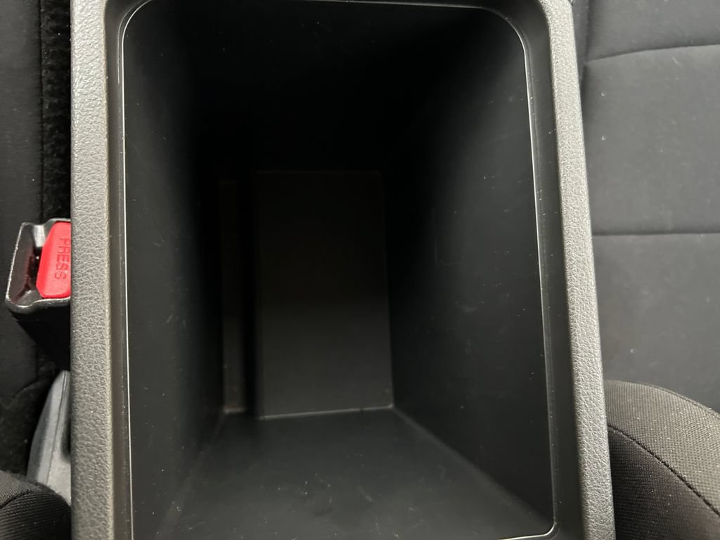 Used 2025 Nissan Sentra S FWD image 25