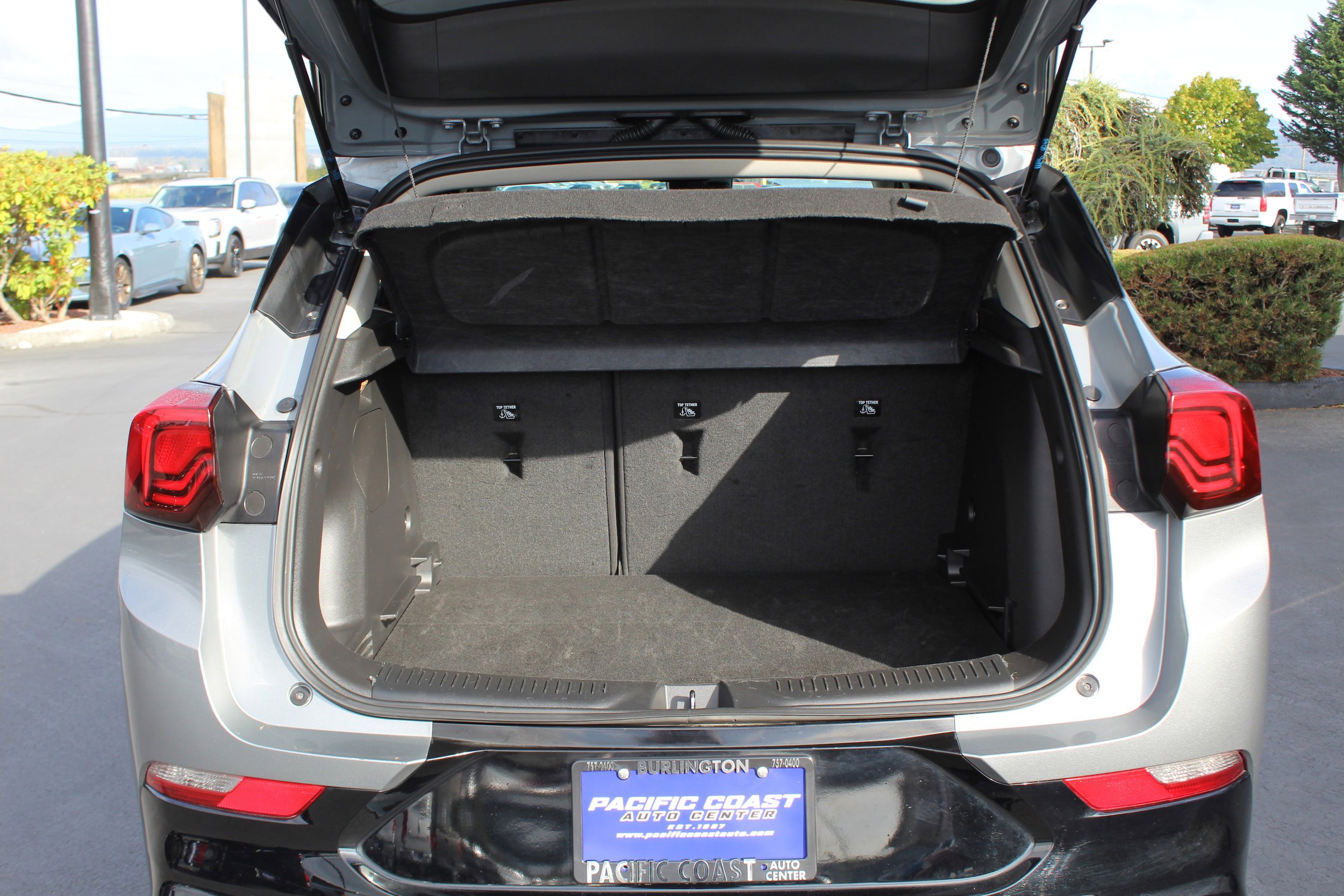 Used 2024 Buick Encore GX Sport Touring image 16