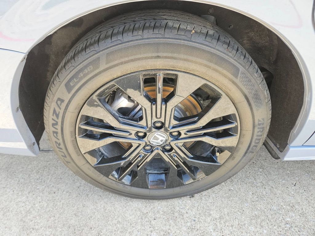 Used 2025 Honda Odyssey Sport-L image 26