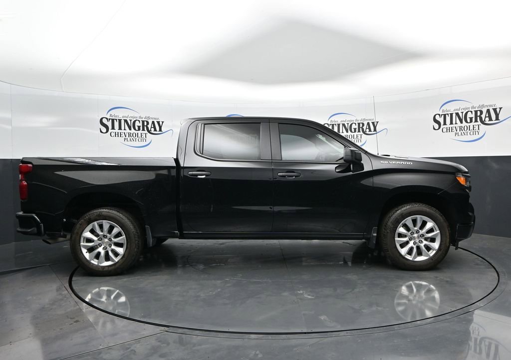 Used 2025 Chevrolet Silverado 1500 Custom RWD image 8
