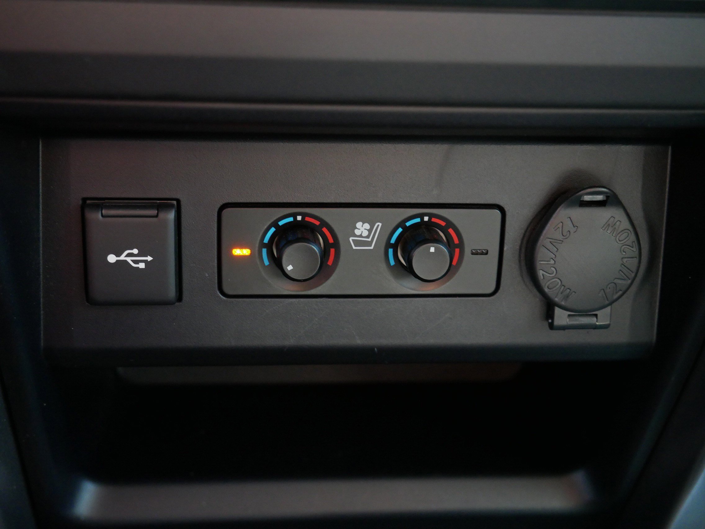 Used 2022 Toyota 4Runner Limited AWD/4WD image 28