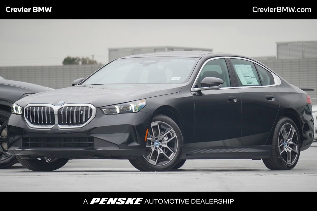 Used 2025 BMW i5 xDrive40 w/ M Sport Package image 1