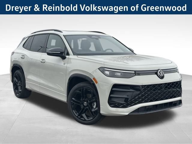New 2026 Volkswagen Tiguan SE R-Line image 1