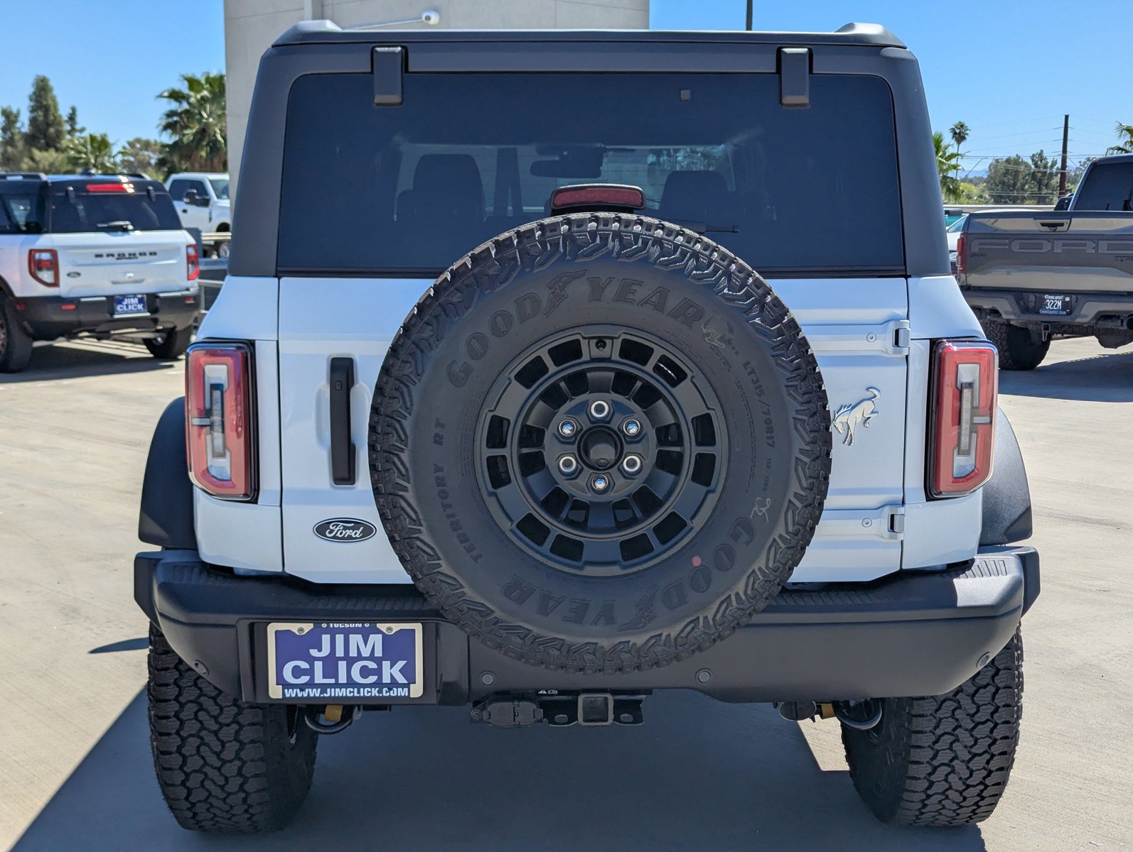 New 2026 Ford Bronco Badlands AWD/4WD image 3