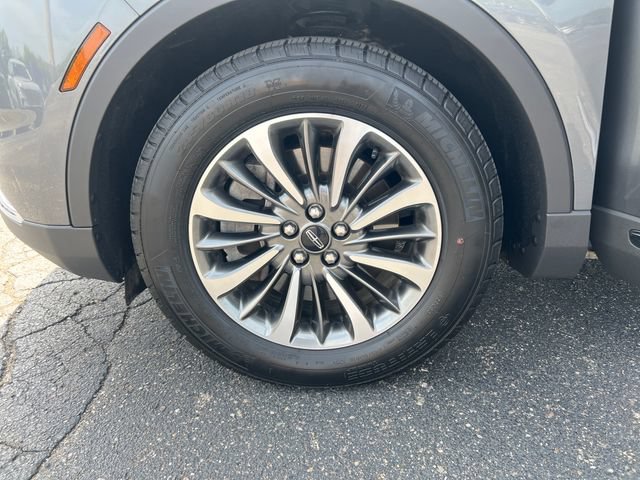 Certified 2023 Lincoln Nautilus AWD image 29