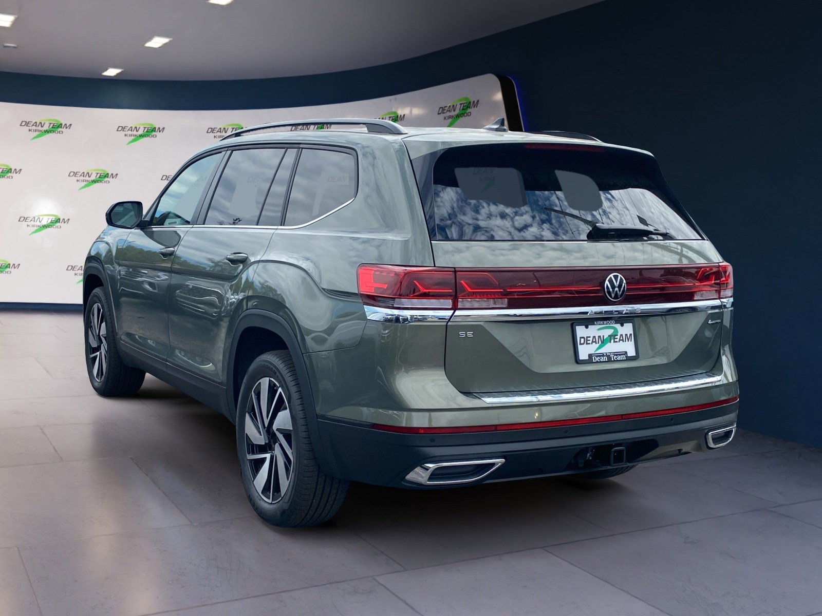 New 2026 Volkswagen Atlas SE image 4