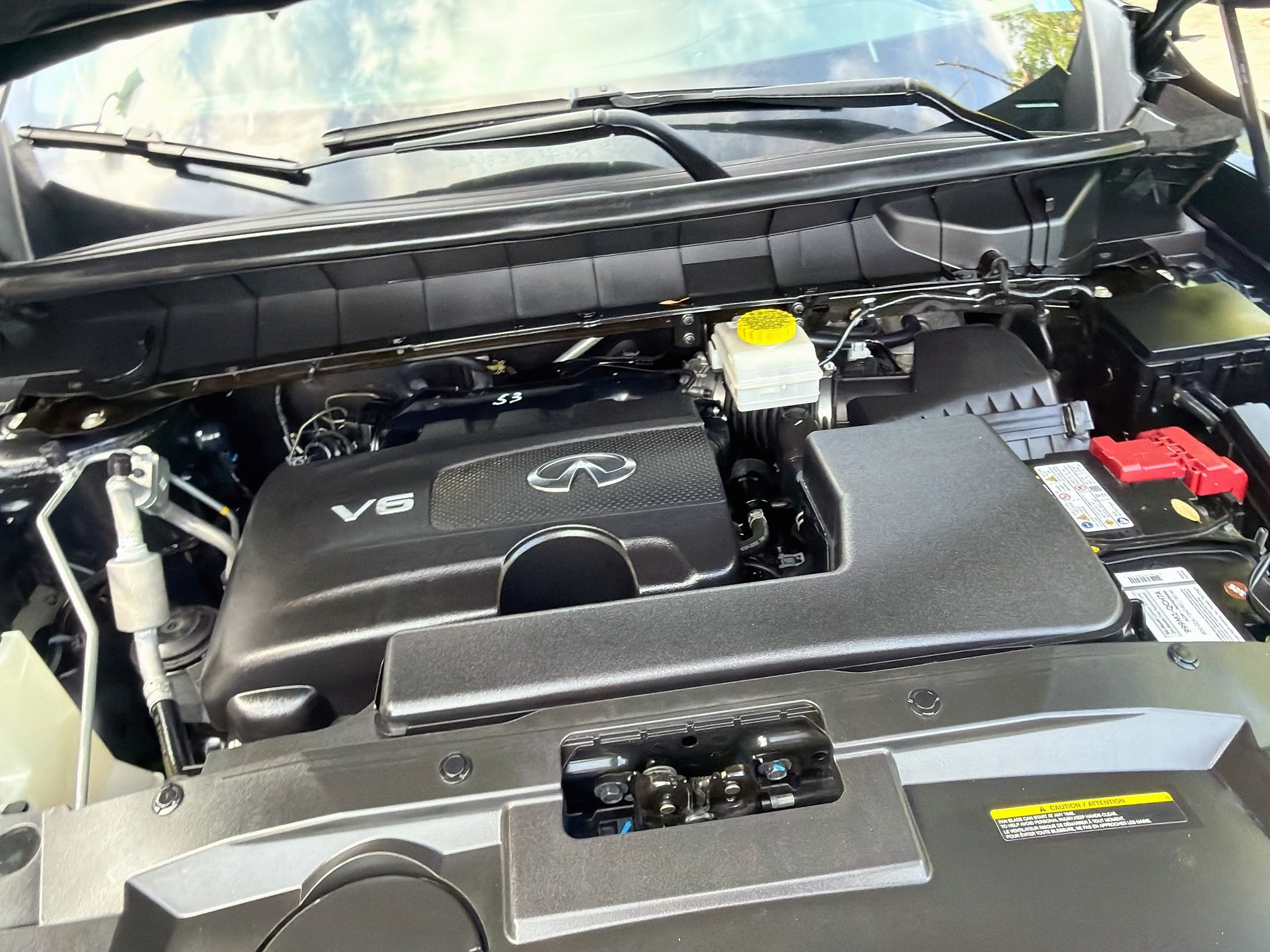 Used 2023 INFINITI QX60 Luxe w/ Performance Audio Package FWD image 36