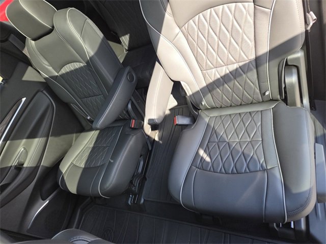 Used 2023 Buick Enclave Avenir w/ Avenir Technology Package image 29