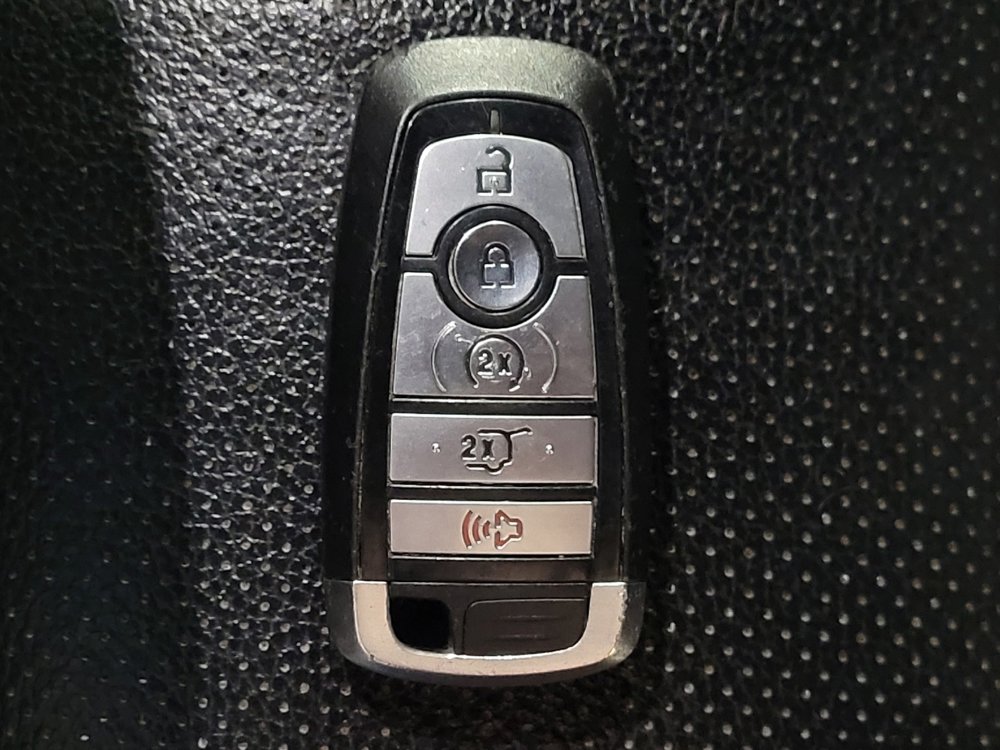 Used 2019 Ford Expedition Max XLT w/ Equipment Group 202A RWD image 32