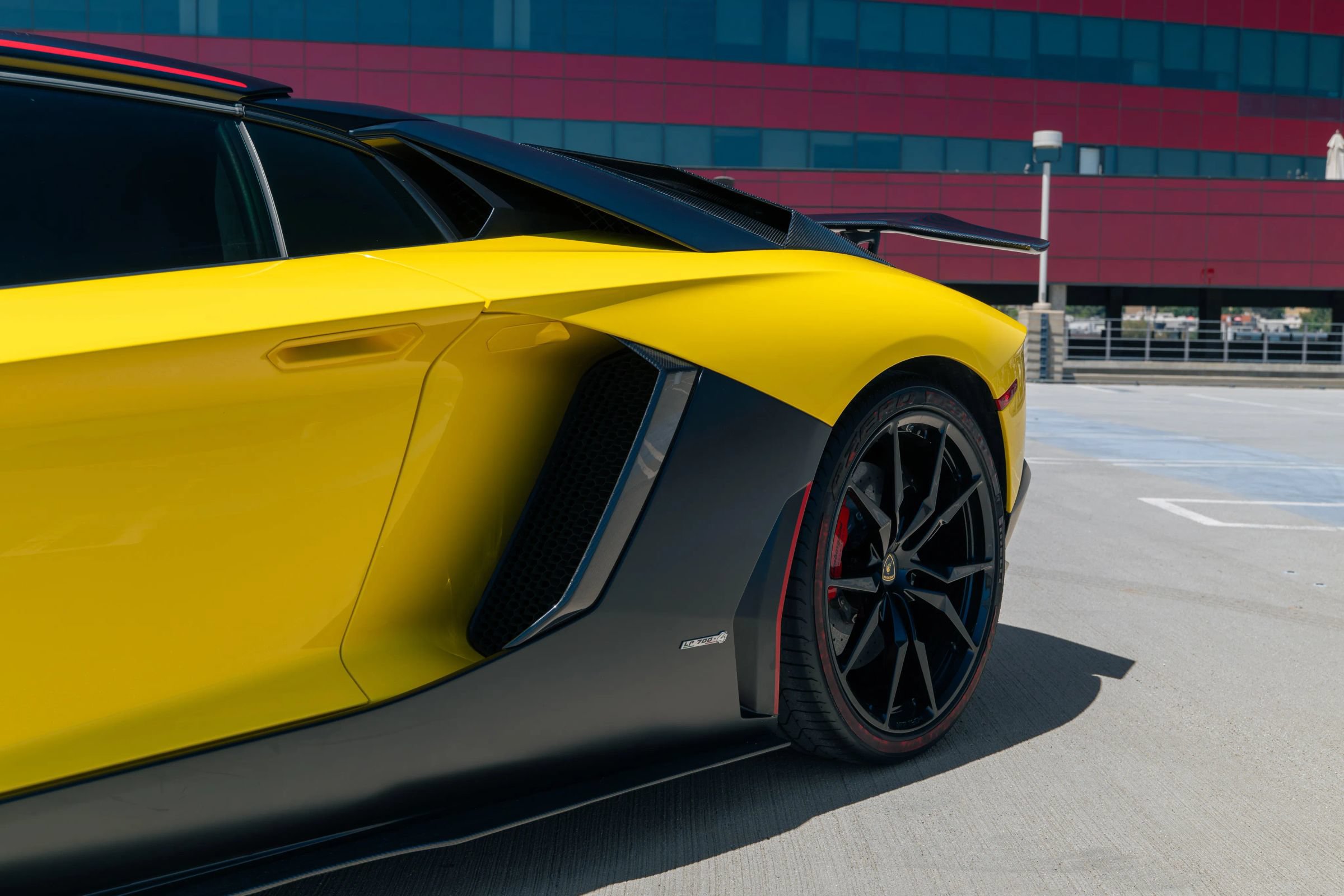 Used 2016 Lamborghini Aventador LP 700-4 AWD/4WD image 9