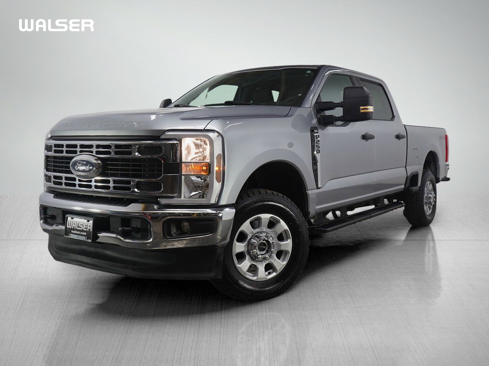 Used 2024 Ford F250 XLT image 1