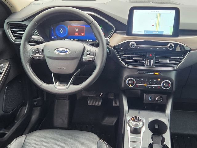 Used 2020 Ford Escape Titanium w/ Titanium Premium Package 2.0 FWD image 28