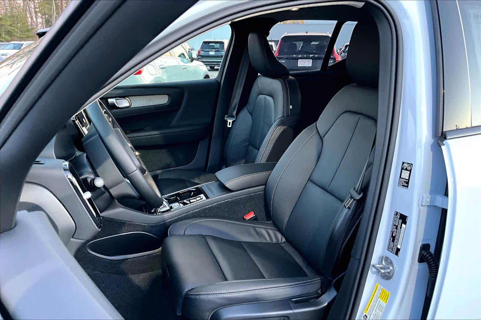 New 2026 Volvo XC40 B5 Plus w/ Protection Package Premier image 13